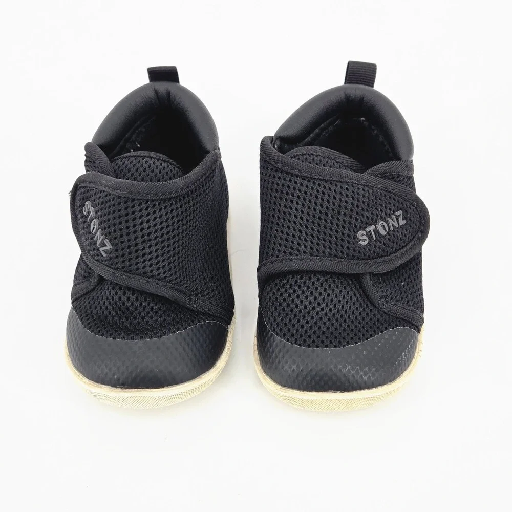 Stonz Cruiser Baby Shoes Black 18-24 M Size 6 Vegan Wide Toe Box Sneakers GUC